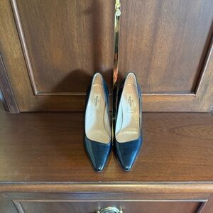 Valentino Garavani Black Leather Heels 37